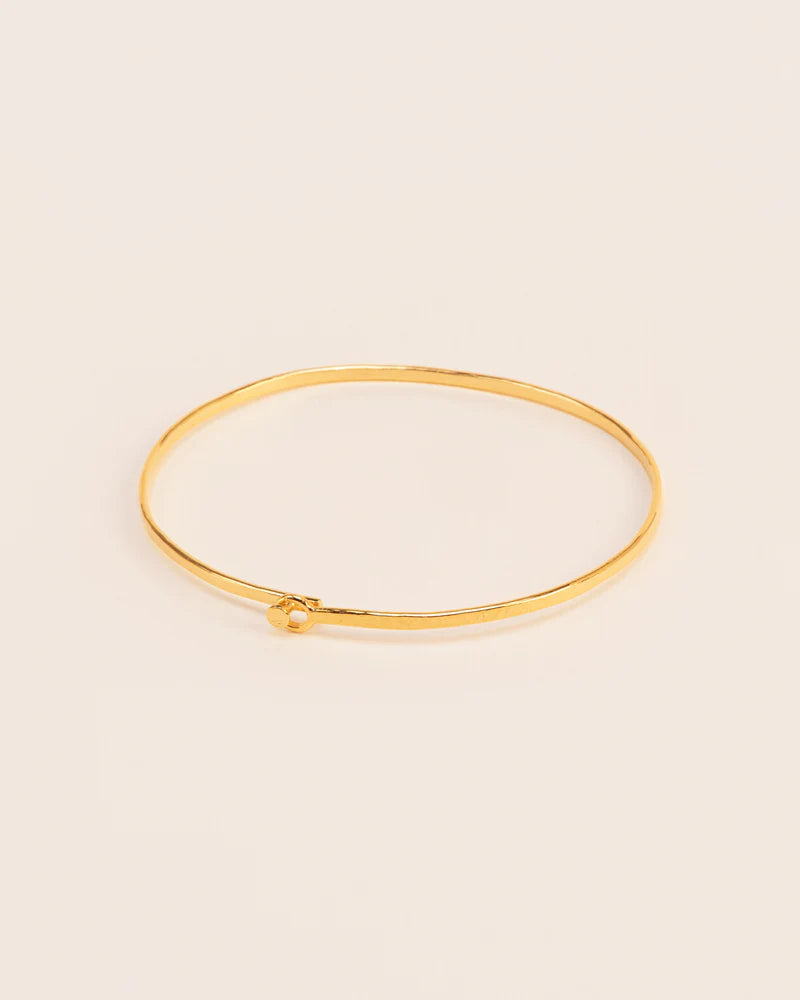 Fine hammered bracelet