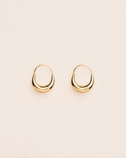 Medium hoops in 18 ct. gold