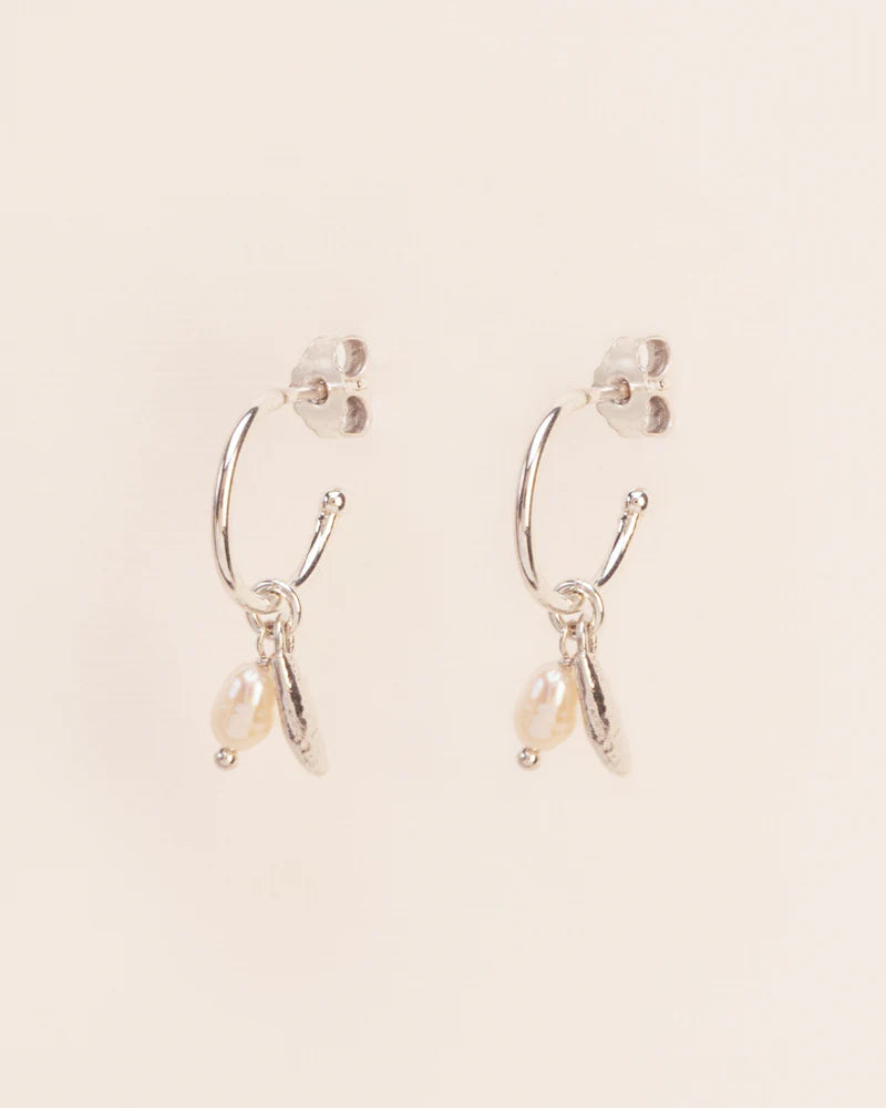 Hoops with leaf and pearl