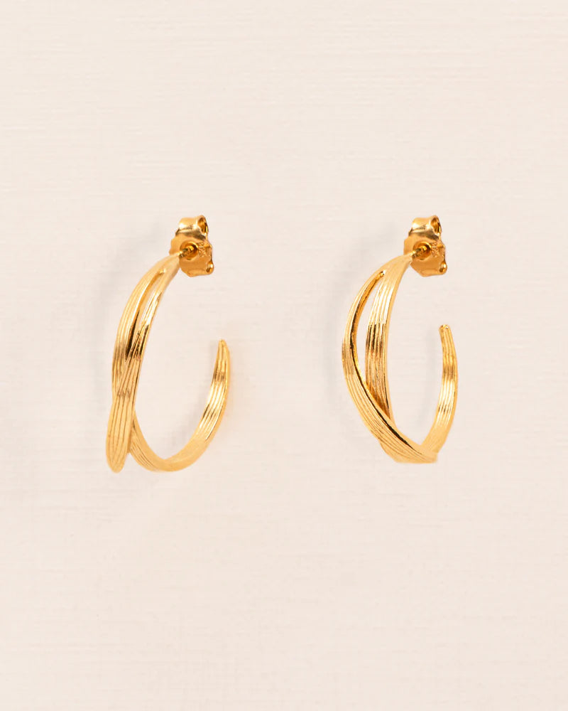 Hoops with bamboo leaves