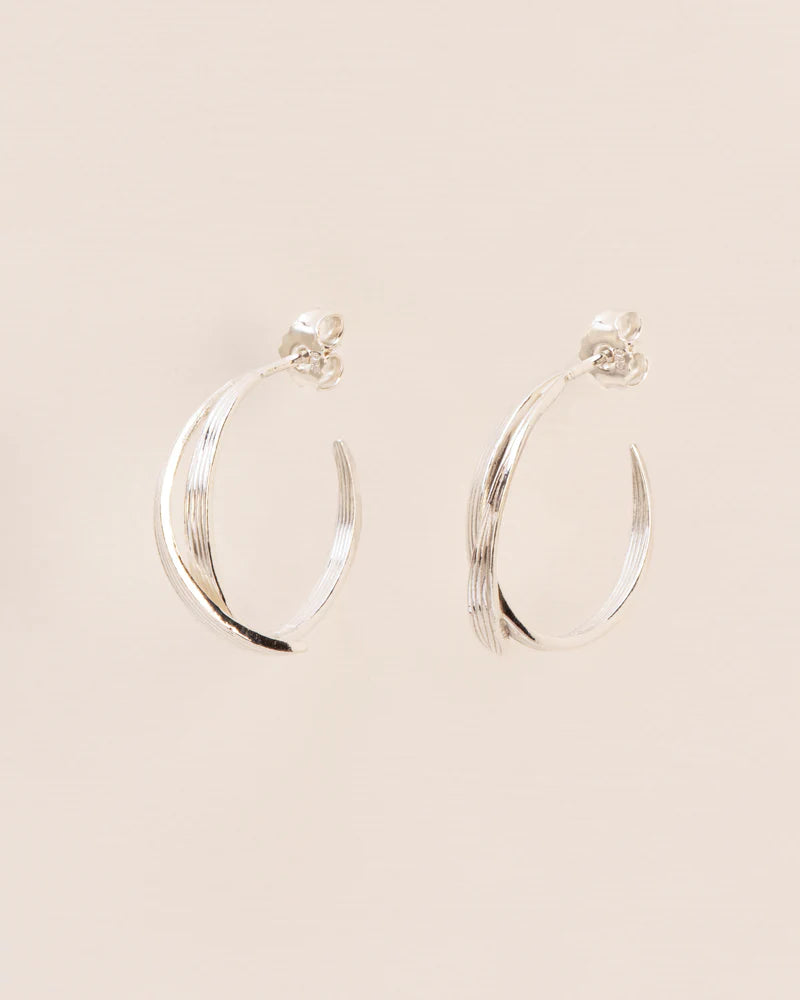 Hoops with bamboo leaves