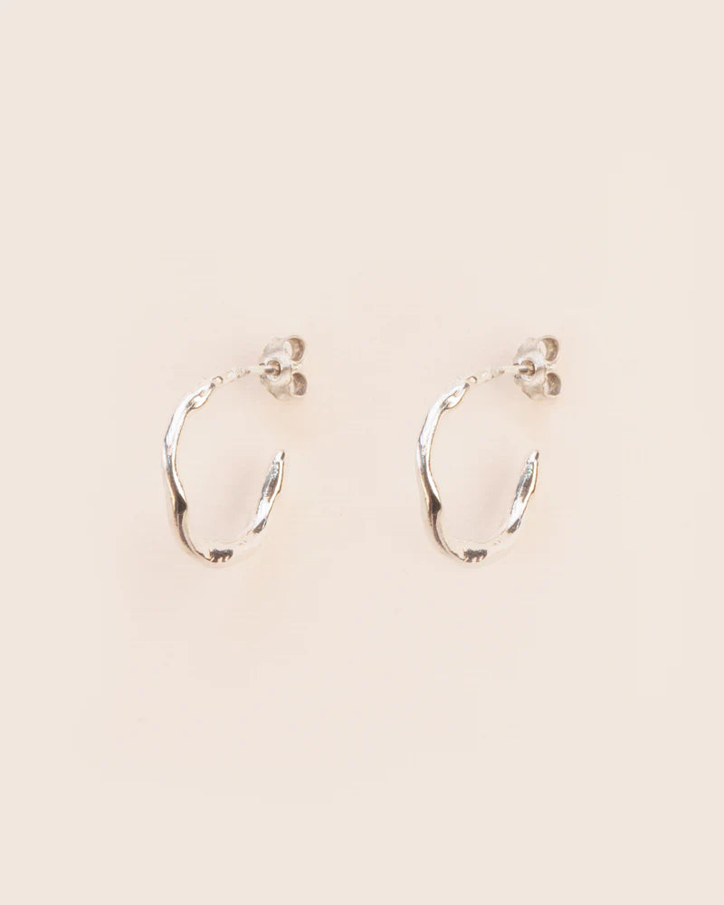 Medium organic hoops