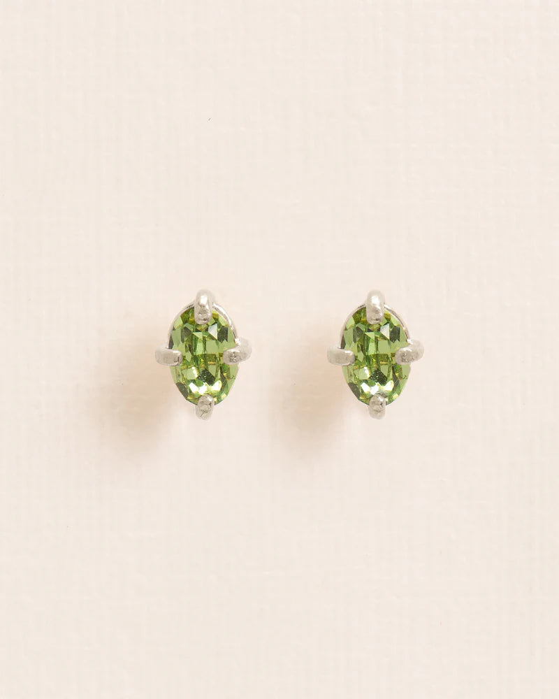 Stud earrings with peridot crystal