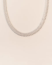 Short chain link necklace