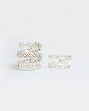 Statement ring ensemble with chain texture