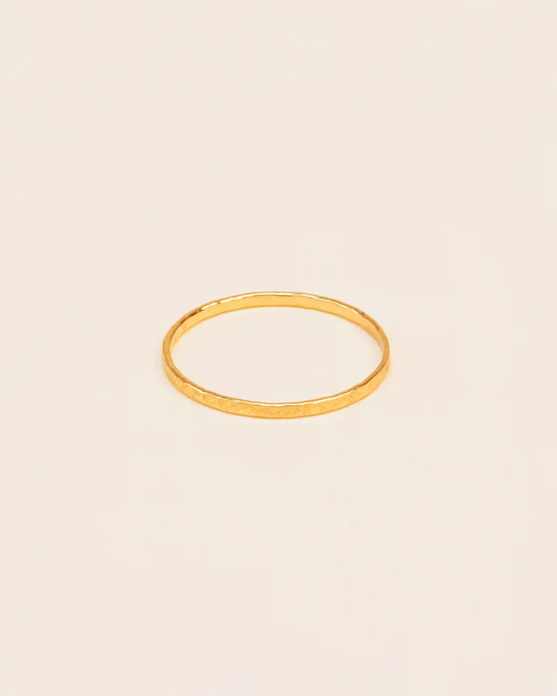 Hammered ring in 18 ct. gold