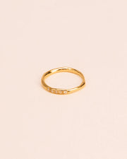 Organic ring with five white diamonds in 18 ct. gold