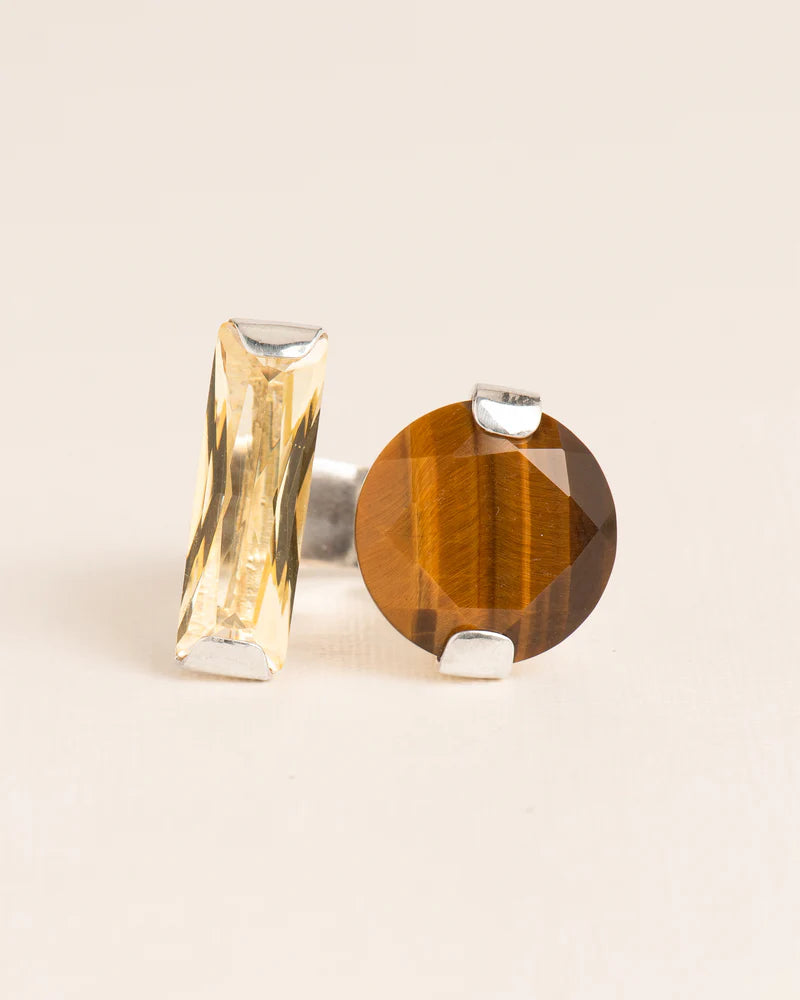 Statement ring with citrine crystal and tiger-eye