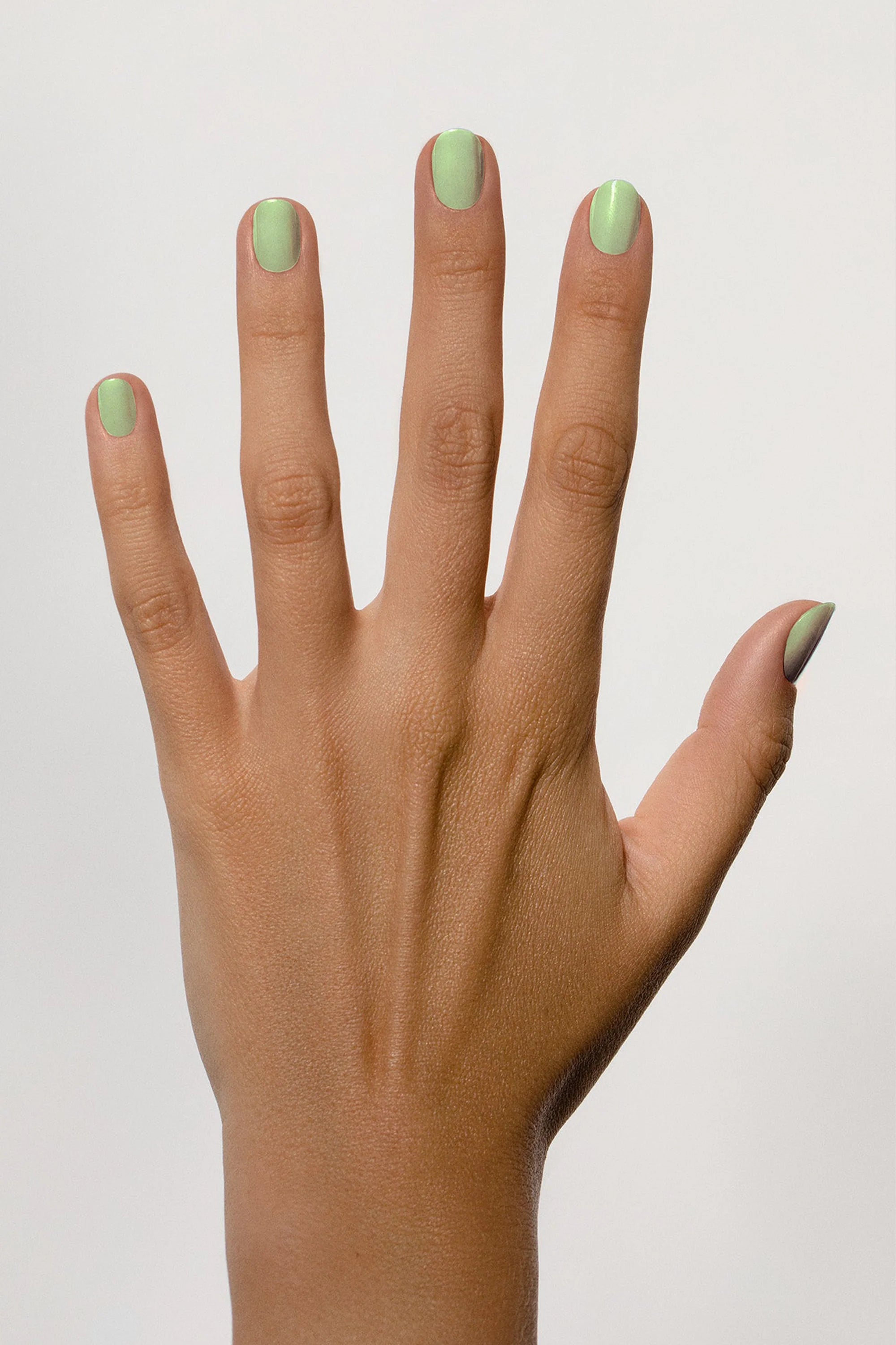 Fleur de Menthe 18 Nail Polish