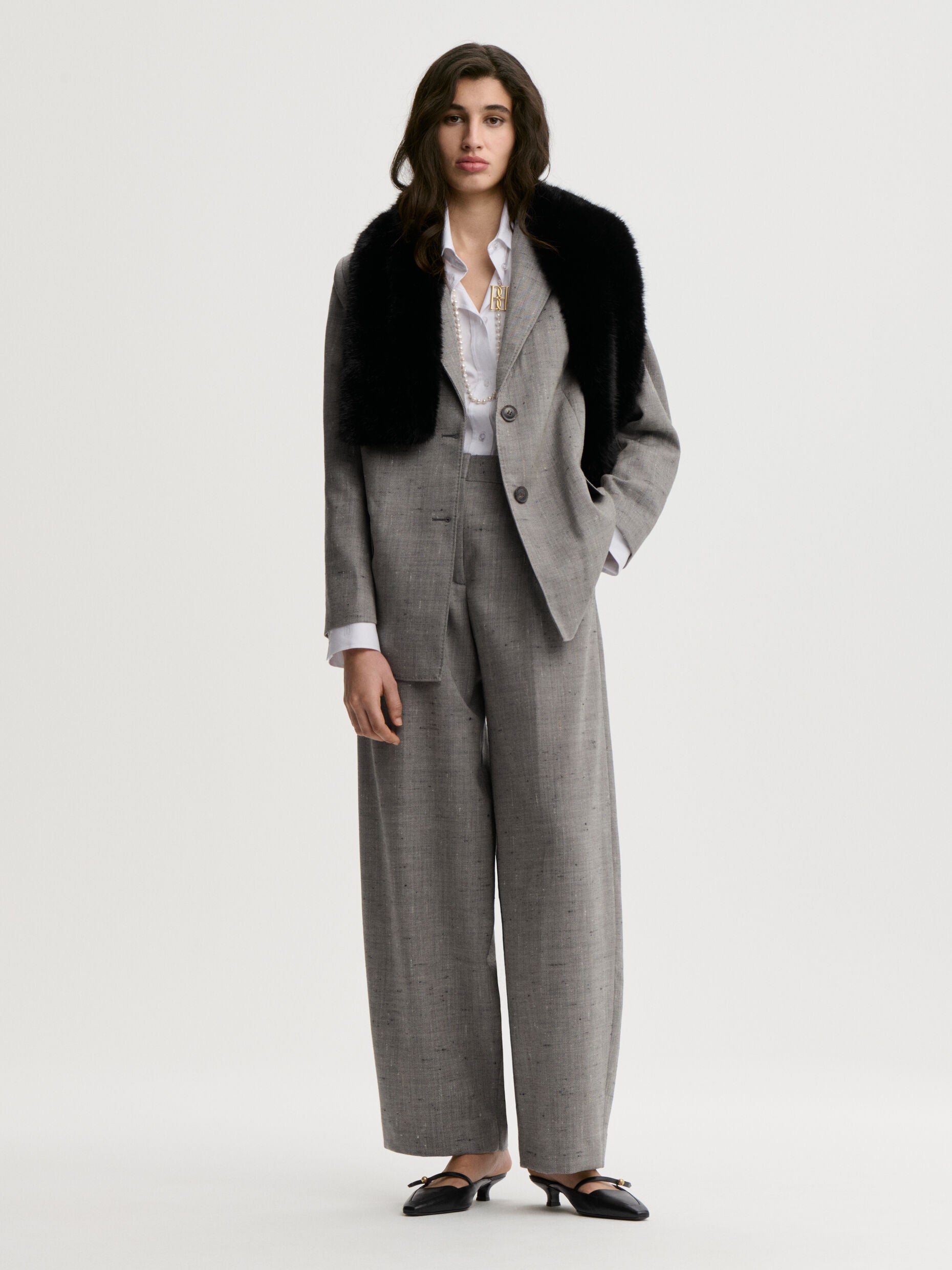 Povilanna wool trousers