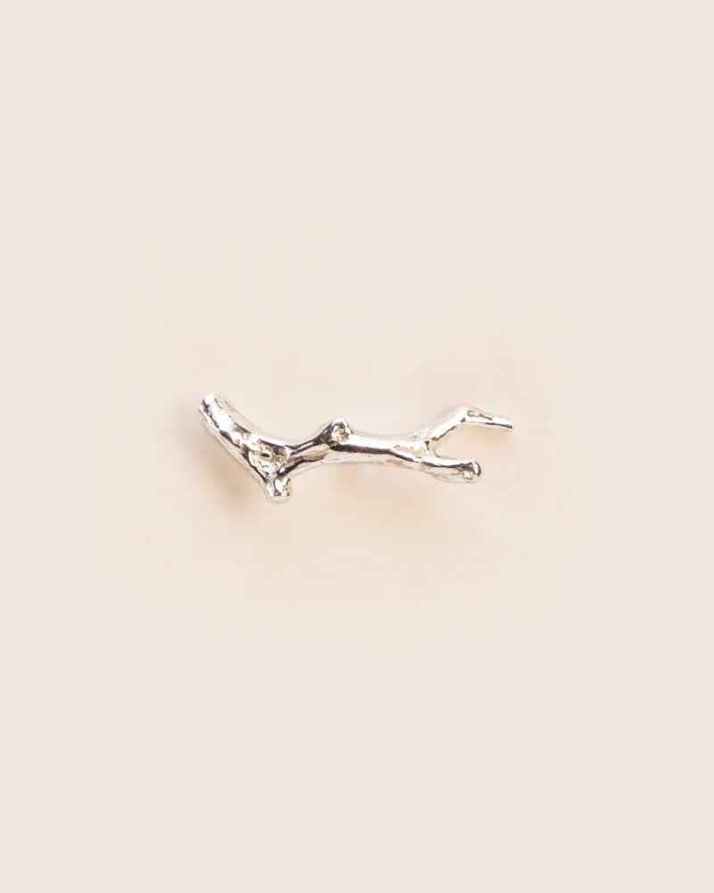 Single branch-shaped stud earring