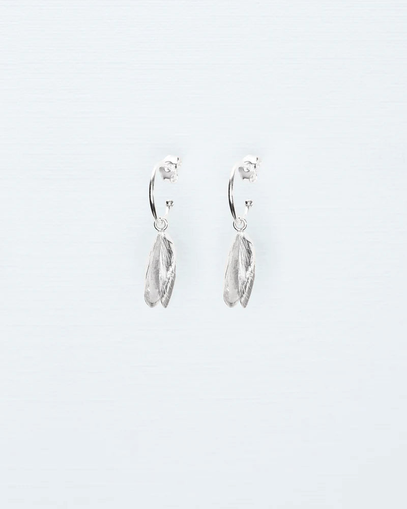 Mussel hoops