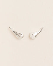 Droplet stud earrings