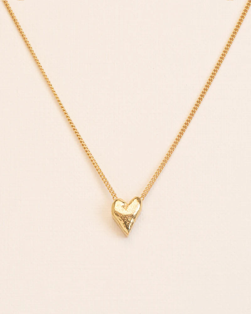 Necklace with solid hammered heart in 18 ct. gold