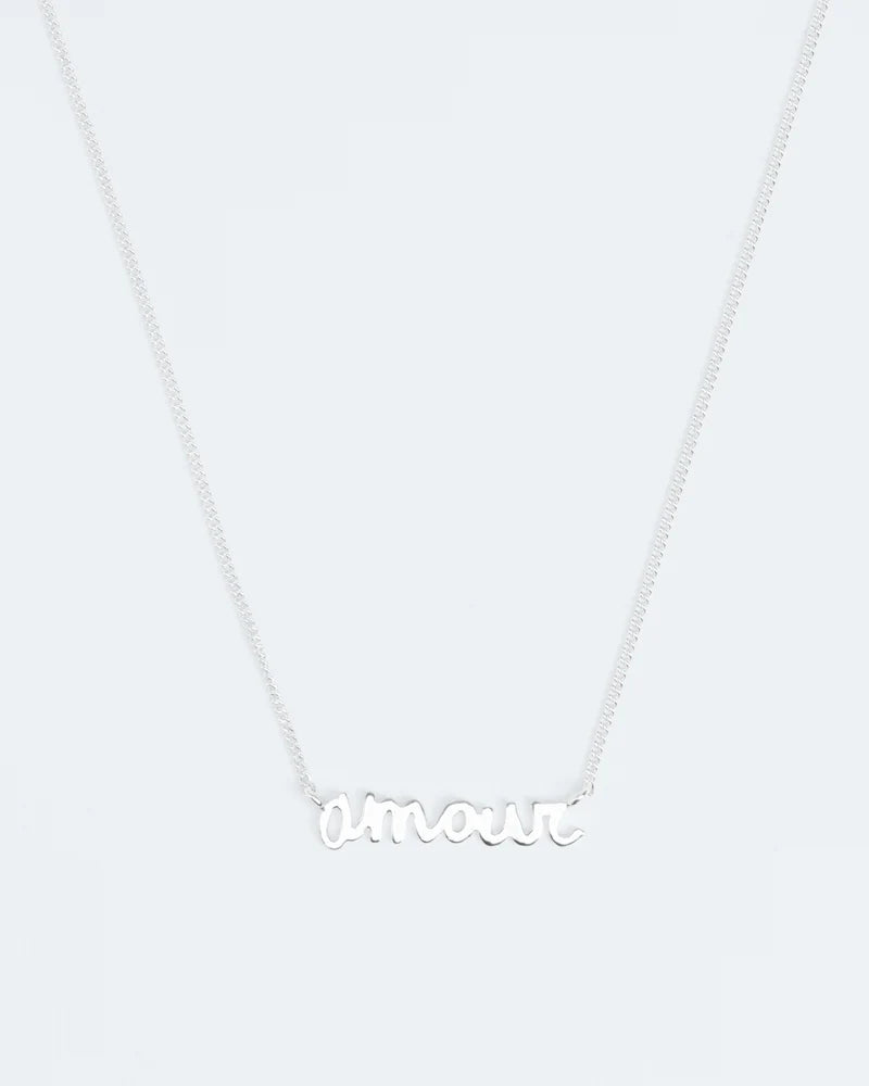 Amour necklace