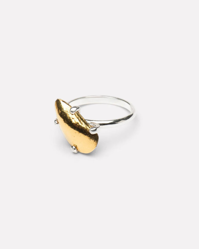 Small mussel ring