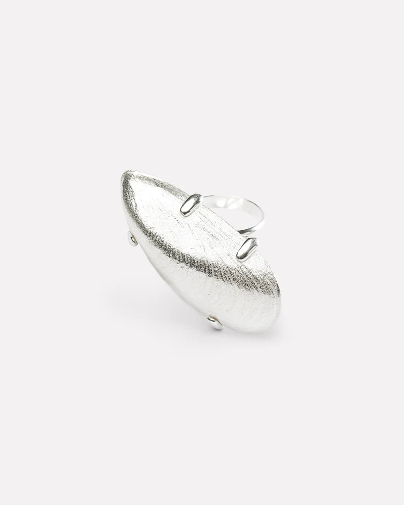 Statement mussel ring