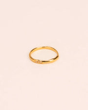 Organic ring with three white diamonds in 18 ct. gold