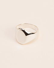 Signet ring