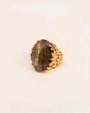 Feather textured ring with labradorite