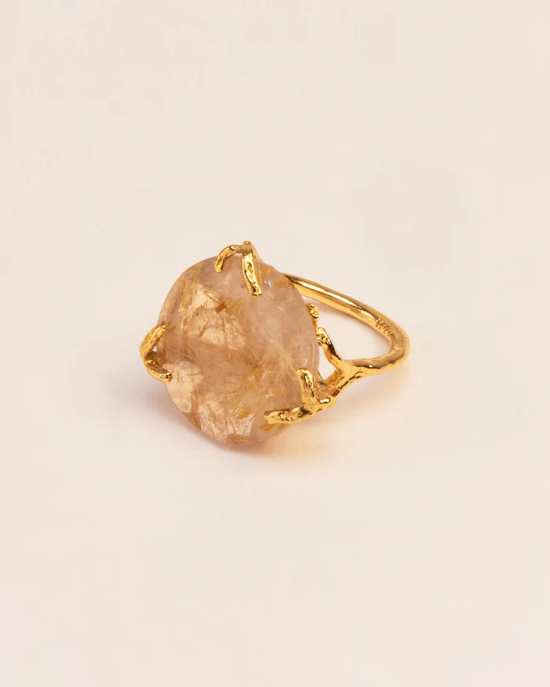 Branch-shaped ring with rutilated quartz