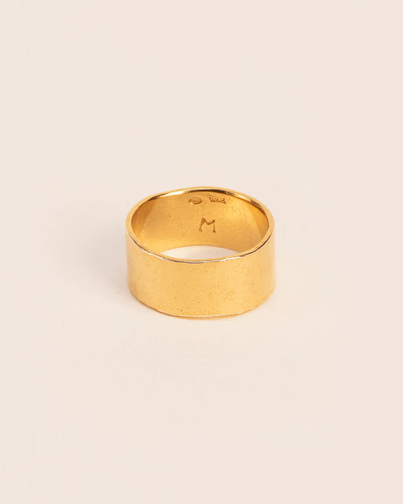 Hammered ring