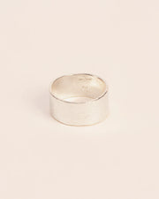 Hammered ring