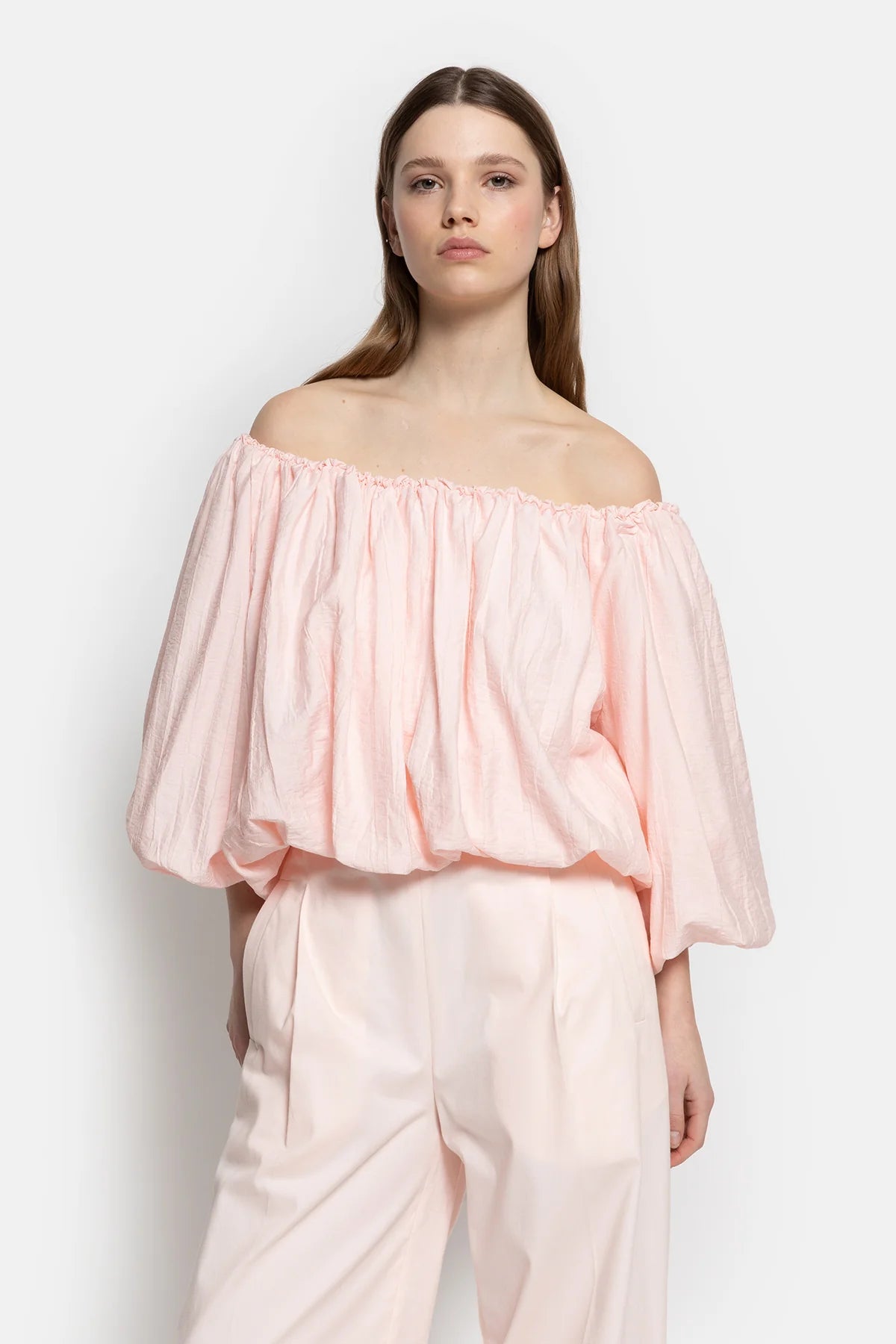Now Off Shoulder Top Light Pink