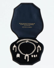 La parure de l'incroyable