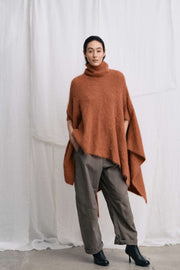 Dede Fluffy Poncho Redwood